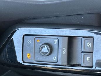 VOLKSWAGEN ID.3 Pro S 77Kwh Essential Hatchback 5Dr Electric Auto (5 Seat) (204 