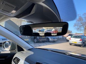 VOLKSWAGEN T-ROC 1.5 Tsi Life Suv 5Dr Petrol Dsg Euro 6 (S/S) (150 Ps)