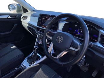 VOLKSWAGEN T-ROC 1.5 Tsi Life Suv 5Dr Petrol Dsg Euro 6 (S/S) (150 Ps)