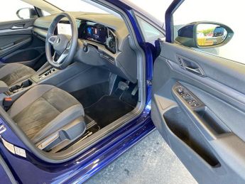 VOLKSWAGEN GOLF 1.5 Etsi Mhev Style Hatchback 5Dr Petrol Hybrid Dsg Euro 6 (S/S)