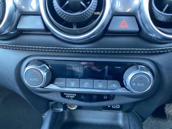 NISSAN JUKE 1.0 Dig-T N-Connecta Suv 5Dr Petrol Dct Auto Euro 6 (S/S) (114 P