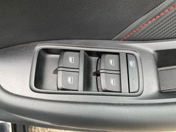 MG MOTOR UK ZS 130Kw Trophy Ev 51Kwh 5Dr Auto