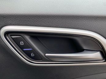 MG MOTOR UK ZS 130Kw Trophy Ev 51Kwh 5Dr Auto