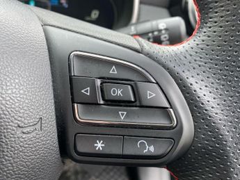 MG MOTOR UK ZS 130Kw Trophy Ev 51Kwh 5Dr Auto