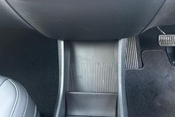 VOLVO EX30 Ex30 200Kw Sm Extended Range Plus 69Kwh 5Dr Auto Estate