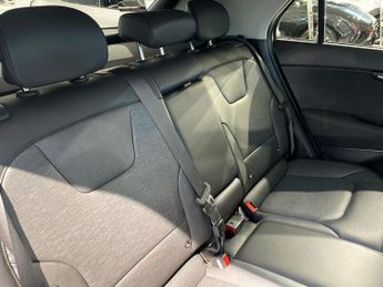 KIA NIRO Niro 150Kw 4 64Kwh 5Dr Auto Estate