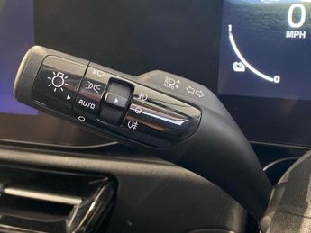 KIA NIRO Niro 150Kw 4 64Kwh 5Dr Auto Estate