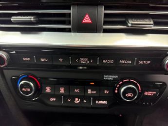 KIA NIRO 150Kw 4 65Kwh 5Dr Auto