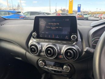 NISSAN JUKE 1.6 N-Connecta Suv 5Dr Petrol Hybrid Auto Euro 6 (143 Ps)