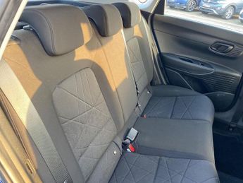 HYUNDAI BAYON 1.0 T-Gdi Mhev Se Connect Suv 5Dr Petrol Hybrid Dct Euro 6 (S/S)