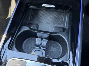 MERCEDES-BENZ GLA Gla 200 Amg Line Executive 5Dr Auto