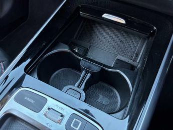 MERCEDES-BENZ GLA Gla 200 Amg Line Executive 5Dr Auto
