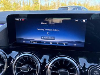 MERCEDES-BENZ GLA Gla 200 Amg Line Executive 5Dr Auto