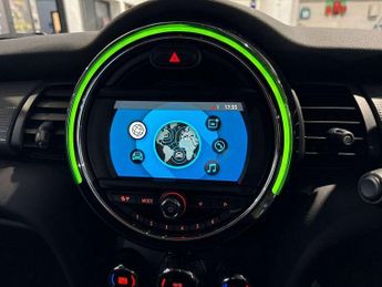 MINI HATCHBACK 1.5 Cooper Classic Ii 3Dr Auto