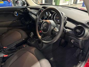 MINI HATCHBACK 1.5 Cooper Classic Ii 3Dr Auto