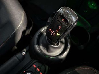 Mini HATCHBACK 1.5 Cooper Classic Ii 3Dr Auto