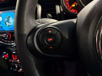 MINI HATCHBACK 1.5 Cooper Classic Ii 3Dr Auto