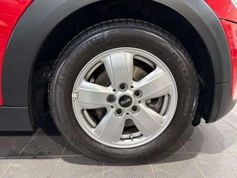 Mini HATCHBACK 1.5 Cooper Classic Ii 3Dr Auto