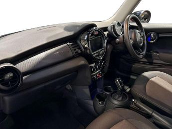 MINI HATCHBACK 1.5 Cooper Classic Ii 3Dr Auto