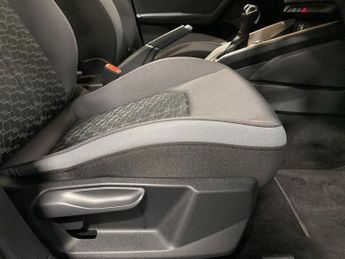 AUDI A1 1.0 Tfsi 25 Sport Sportback 5Dr Petrol S Tronic Euro 6 (S/S) (95