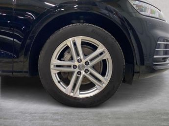 AUDI Q5 2.0 Tdi 40 S Line Suv 5Dr Diesel S Tronic Quattro Euro 6 (S/S) (