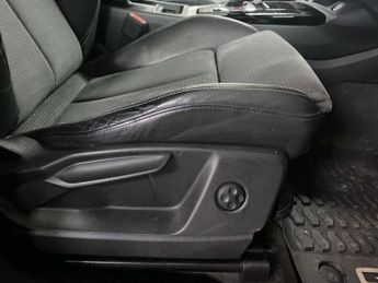 AUDI Q5 2.0 Tdi 40 S Line Suv 5Dr Diesel S Tronic Quattro Euro 6 (S/S) (