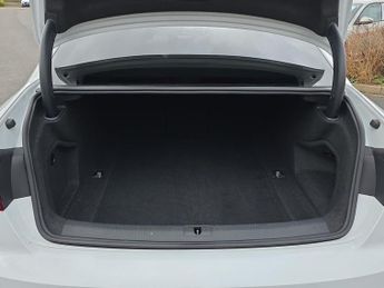 AUDI A4 2.0 Tfsi 35 S Line Saloon 4Dr Petrol S Tronic Euro 6 (S/S) (150 