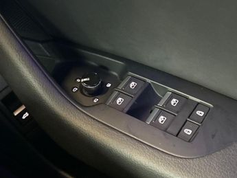 AUDI A6 2.0 Tdi 40 S Line Estate 5Dr Diesel S Tronic Quattro Euro 6 (S/S