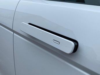 LAND ROVER RANGE ROVER EVOQUE 1.5 P300E R-Dynamic Hse 5Dr Auto