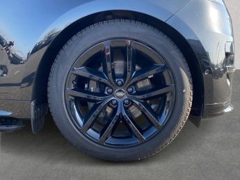 LAND ROVER RANGE ROVER SPORT 3.0 D300 Dynamic Se 5Dr Auto