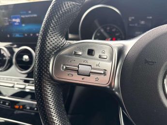 MERCEDES-BENZ GLC Glc 220D 4Matic Amg Line 5Dr 9G-Tronic