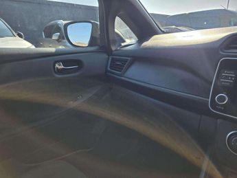 NISSAN LEAF 110Kw Acenta 39Kwh 5Dr Auto