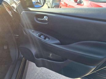 NISSAN LEAF 110Kw Acenta 39Kwh 5Dr Auto