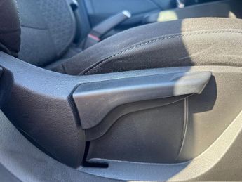 RENAULT CLIO 1.6 E-Tech Evolution Hatchback 5Dr Petrol Hybrid Auto Euro 6 (S/