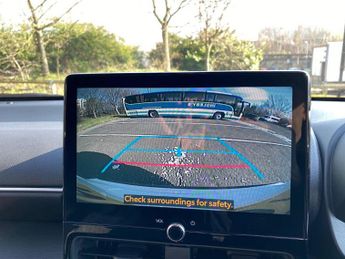 TOYOTA YARIS CROSS 1.5 Vvt-H Design Suv 5Dr Petrol Hybrid E-Cvt Euro 6 (S/S) (116 P