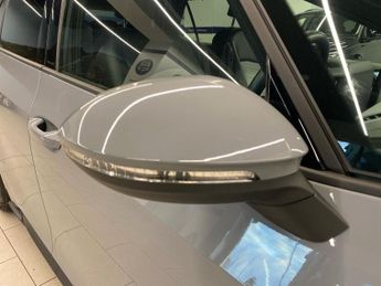 VOLKSWAGEN ID.3 Pro 58Kwh Family Hatchback 5Dr Electric Auto (145 Ps)