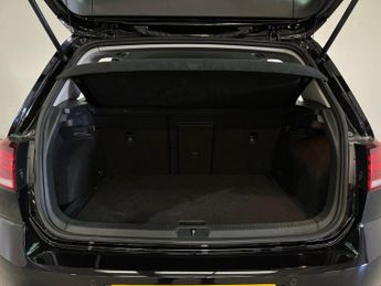 VOLKSWAGEN GOLF 1.6 Tdi Match Hatchback 5Dr Diesel Dsg Euro 6 (S/S) (115 Ps)