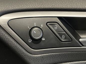 VOLKSWAGEN GOLF 1.6 Tdi Match Hatchback 5Dr Diesel Dsg Euro 6 (S/S) (115 Ps)