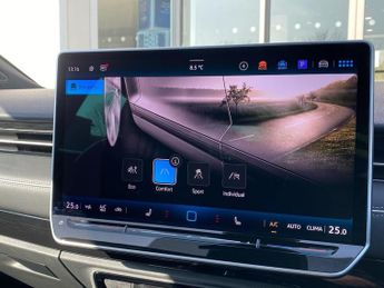 VOLKSWAGEN ID.7 Pro 77Kwh Match Fastback 5Dr Electric Auto (286 Ps)