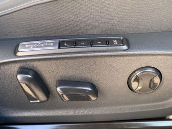 VOLKSWAGEN ID.7 Pro 77Kwh Match Fastback 5Dr Electric Auto (286 Ps)