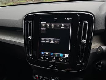 VOLVO XC40 Xc40 2.0 T4 Inscription 5Dr Awd Geartronic Estate