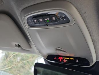 VOLVO XC40 Xc40 2.0 T4 Inscription 5Dr Awd Geartronic Estate