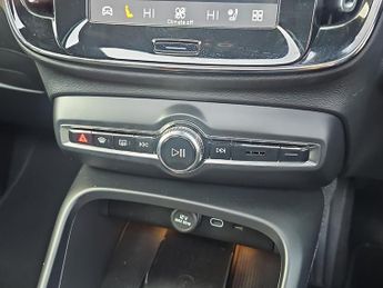 VOLVO XC40 Volvo Xc40 Ultimate B4 Mhev Aut