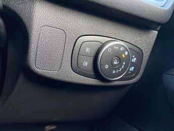 FORD FOCUS 1.0 Ecoboost Hybrid Mhev Titanium Vig 5Dr Auto