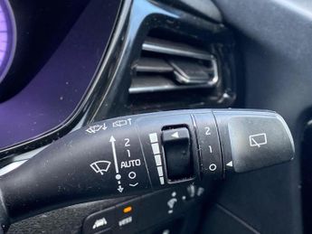 KIA NIRO 1.6 Gdi Phev 3 5Dr Dct