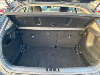 KIA STONIC 1.0T Gdi 99 2 5Dr Dct