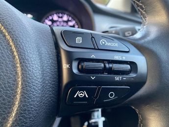 KIA STONIC 1.0T Gdi 99 2 5Dr Dct