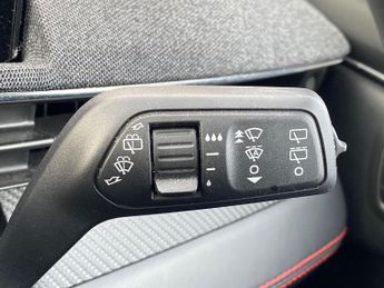 FORD MUSTANG MACH-E 258Kw Extended Range 88Kwh Awd 5Dr Auto