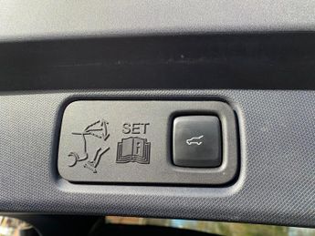 FORD MUSTANG MACH-E 258Kw Extended Range 88Kwh Awd 5Dr Auto