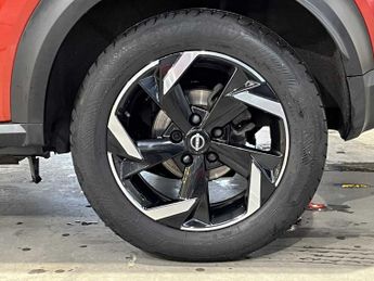 NISSAN JUKE 1.0 Dig-T 114 N-Connecta 5Dr Dct